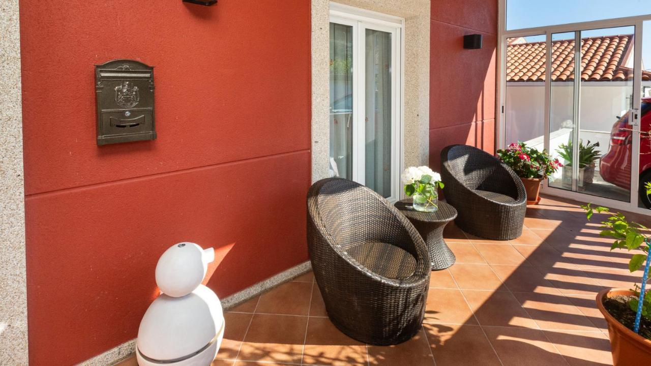Hospedium Galitrips Vila Maruja Corme Eksteriør billede